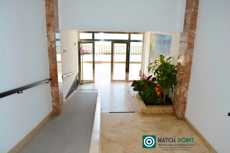 Foto 391ddb82-db1b-4641-a917-7e2b1ed1dea2. Alquiler apartamento frente al mar en Almuñecar centro Almuñécar