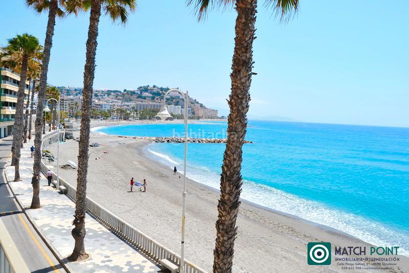 Foto 5ffe79f2-4515-47c1-81e2-1888ffbb1394. Alquiler apartamento frente al mar en Almuñecar centro Almuñécar