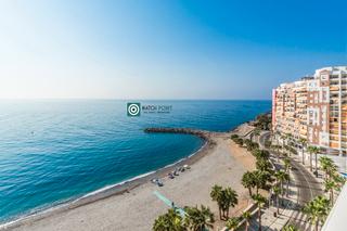 Pis  Paseo de velilla. Frente al mar