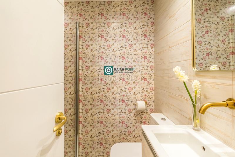 Foto 705d844a-9a40-49e6-8b49-22ce0ec4e092. Alquiler piso frente al mar en Velilla - Velilla Taramay Almuñécar