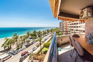 Location Appartement  Paseo de velilla. Frente al mar