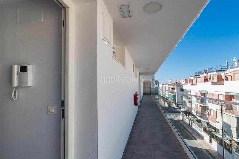 Foto 04fc5b5a-5fe1-48d8-b26d-3d909dd64610. Appartamento in Almuñecar centro Almuñécar