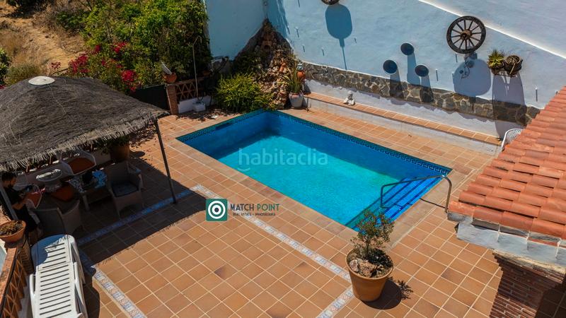 Foto 644d9f39-ca4d-476f-9af7-933d8ce4fa23. Chalet espectacular ubicacion en Velilla - Velilla Taramay Almuñécar