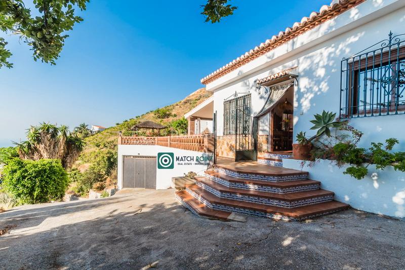 Foto ea958842-cefe-439f-a6c9-aa115acdac70. Chalet espectacular ubicacion en Velilla - Velilla Taramay Almuñécar