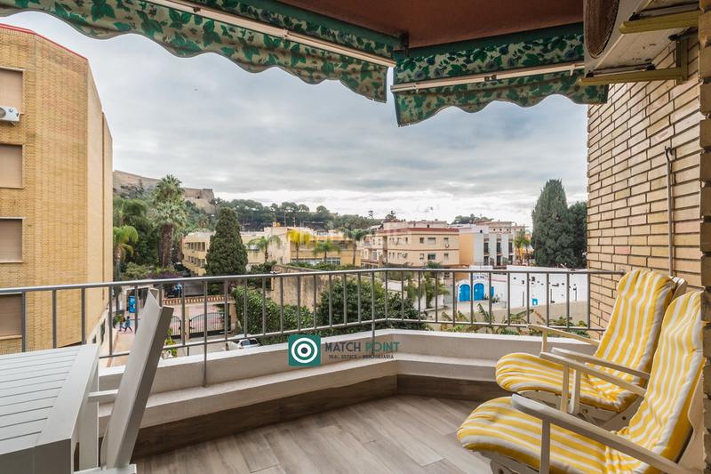 Foto dcfd6f88-62f4-4502-8b22-9626695a9623. Lloguer pis a Almuñecar centro Almuñécar