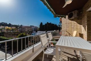 Location Appartement  Avenida europa. Cerca de la playa