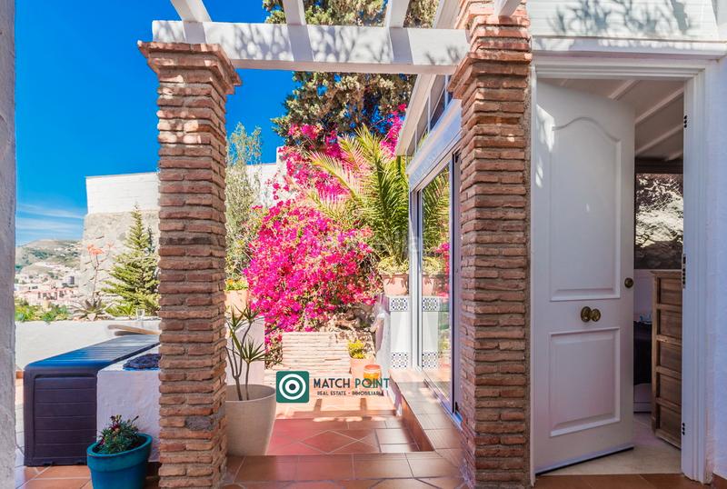 Foto 11c197ff-d978-4892-ba7e-1f7a2c098299. Casa adossada a Velilla - Velilla Taramay Almuñécar