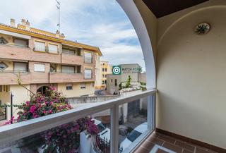 Pis  Calle nevería. Cerca de la playa