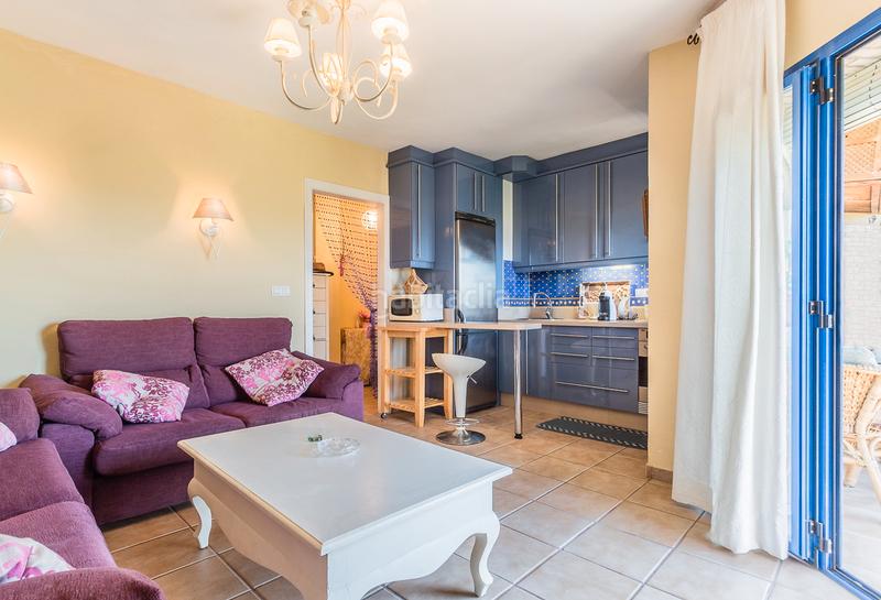 Foto c522af89-07f4-411b-b9dc-2bfafaf4151f. Alquiler apartamento muy centrico en Almuñecar centro Almuñécar