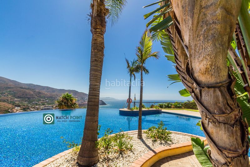 Foto 409d835e-0556-4513-b40e-216100362bb1. Casa adossada a Velilla - Velilla Taramay Almuñécar