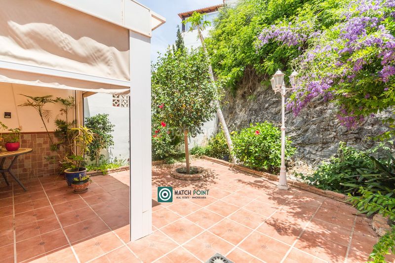 Foto b4075efe-7ce0-4da8-a2bc-22d315fa31a3. Casa adossada a Velilla - Velilla Taramay Almuñécar