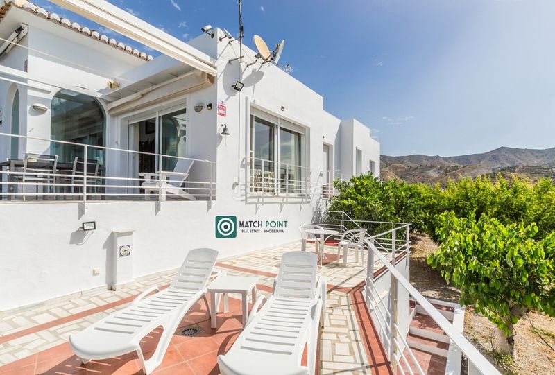 Foto 1d4178b6-5ff8-4f6f-96f7-c855aa43fe93. Casa a Las Palomas Almuñécar