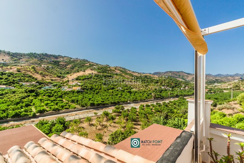 Foto ce28b61b-39ad-4c07-ba33-423be1bcec79. Casa adossada a Almuñecar centro Almuñécar