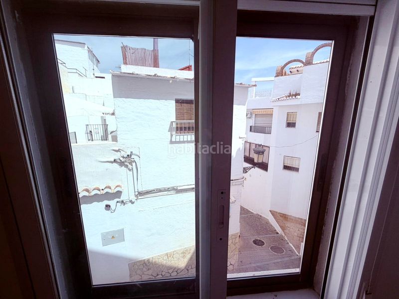 Foto 20d79ecb-6864-4360-aada-91797c6fc2cc. Rent flat in Almuñecar centro Almuñécar