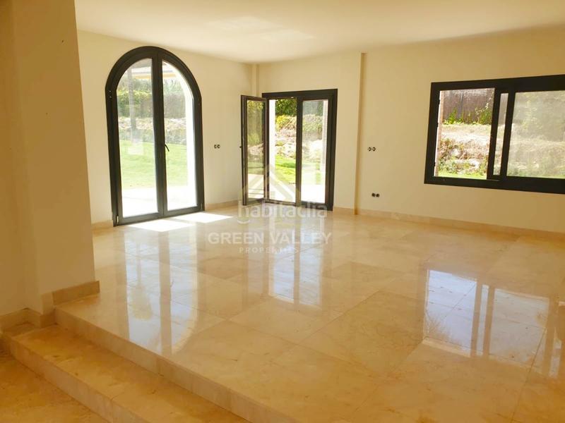 Foto c811ed8f-92a9-43fb-b748-465d5bcac6a1. Maison avec parking dans Sotogrande alto Sotogrande