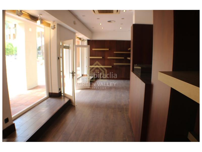 Foto 6897ecf6-4241-4971-a05d-b41fd34be54e. Local comercial a puerto de Sotogrande-la marina Sotogrande