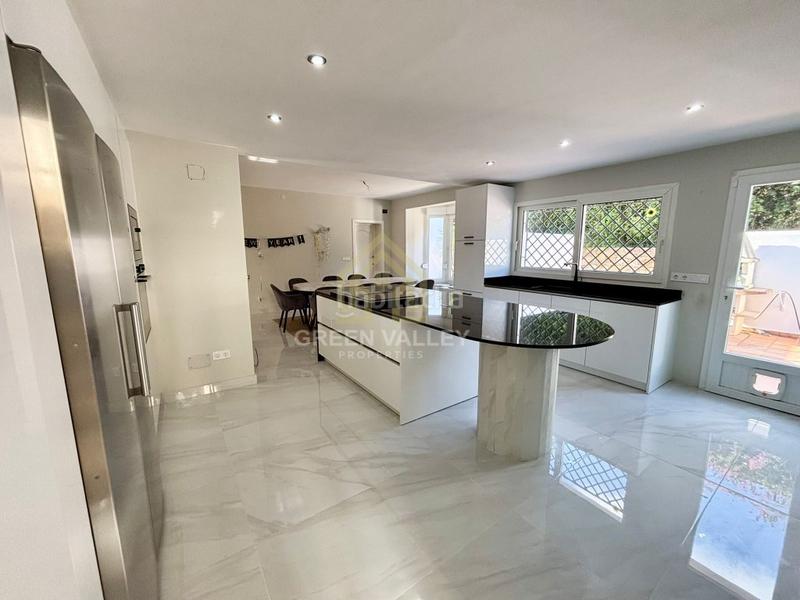 Foto 04976214-612c-44c5-8a99-86f130924ce9. Maison avec chauffage parking dans Sotogrande costa Sotogrande