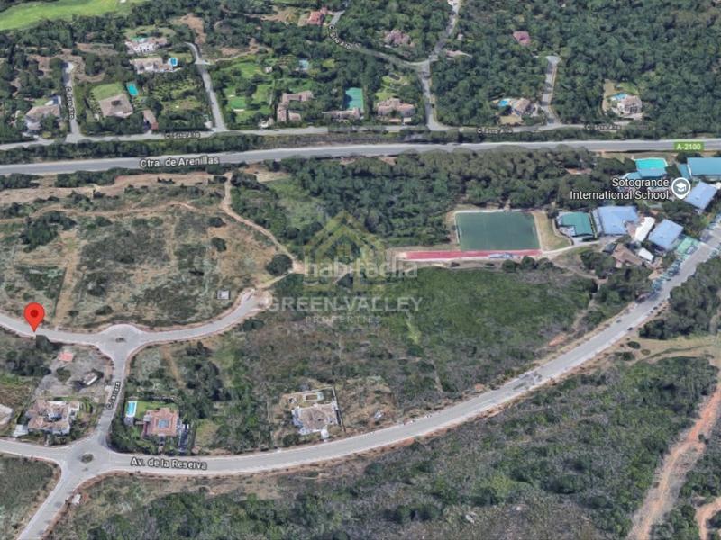 Foto a17bea50-d750-4080-99d2-cec6a5232518. Terreno residencial amplio terreno situado muy cerca del colegio internacional en Sotogrande