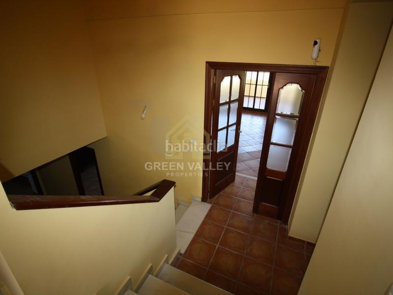 Foto 5f02cc20-e93c-4eac-9582-7045328d03d8. Chalet impresionante chalet de 5 habitaciones y 3 baños, con vistas al mar, en urbanización privada de alcaidesa con zonas comunes con pi en La Alcaidesa