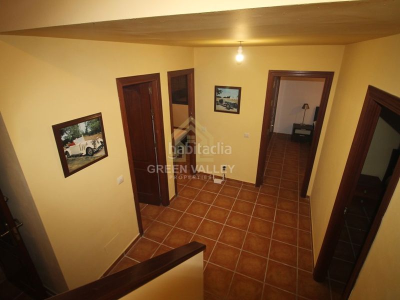 Foto bdb7f326-6160-47b1-8743-57d35901e67f. Xalet amb aparcament piscina a La Alcaidesa