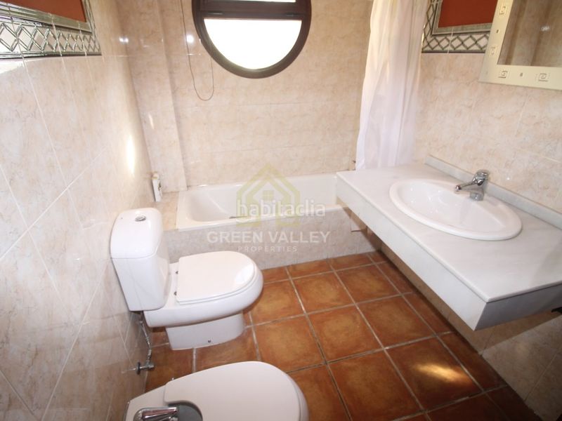 Foto e9fd9089-22af-4d8a-ac28-b6c6b82199ed. Xalet amb aparcament piscina a La Alcaidesa