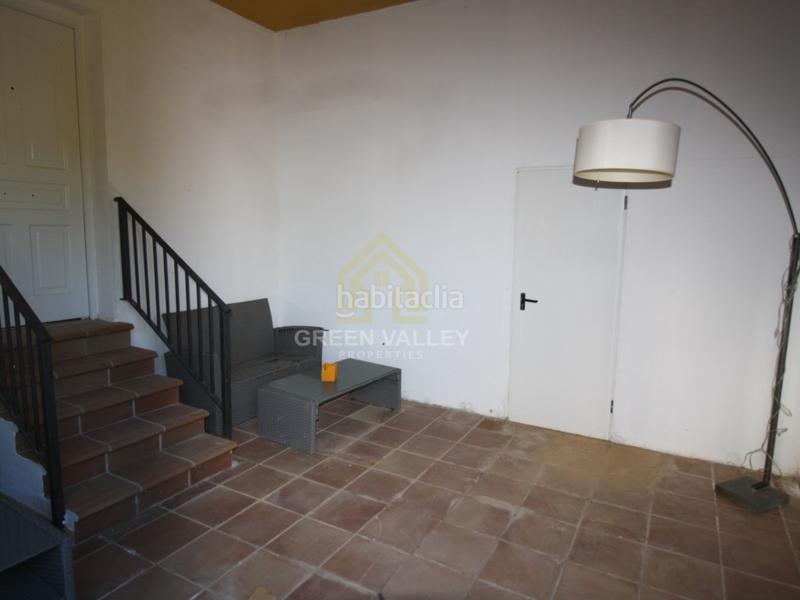 Foto eb8b82ae-0d67-42ed-b7dd-73358e43aa5b. Chalet impresionante chalet de 5 habitaciones y 3 baños, con vistas al mar, en urbanización privada de alcaidesa con zonas comunes con pi en La Alcaidesa