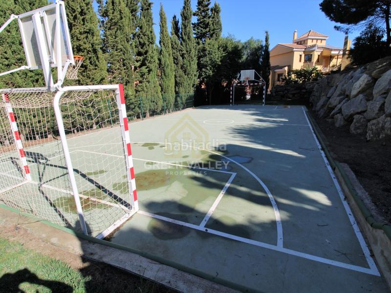 Foto ee15d4c2-5074-447f-8c47-1719a5d932e5. Chalet impresionante chalet de 5 habitaciones y 3 baños, con vistas al mar, en urbanización privada de alcaidesa con zonas comunes con pi en La Alcaidesa