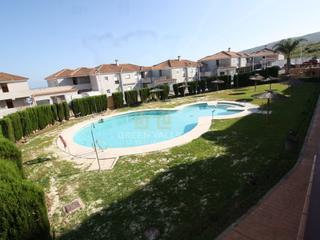 Apartamento en El Zabal-Santa Margarita. Apartamento de tres dormitorios en urbanización privada con jard