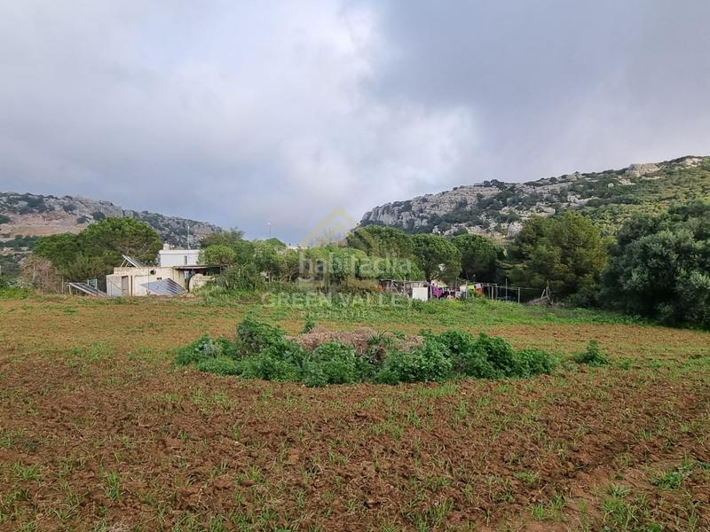 Foto 3621166c-bbbc-43b3-83ff-21a25dd1e0bc. Casa terreno rustico en Casares pueblo Casares
