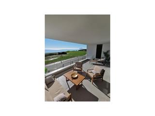 Apartamento en La Alcaidesa. Maravilloso apartamento de dos dormitorios en la alcaidesa con v