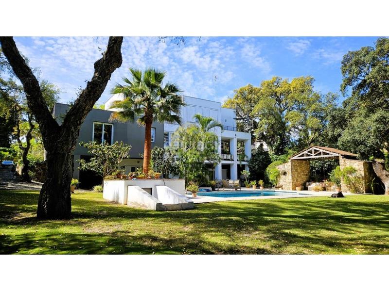 Foto ec2db27d-fa73-4638-94d7-f8e173d90241. Casa in calle castilla (sg) 11 in Sotogrande alto Sotogrande