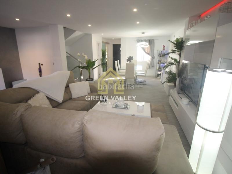 Foto 0712f30e-660c-46c1-94a7-f44448217b36. Maison jumelée avec parking dans San García Algeciras