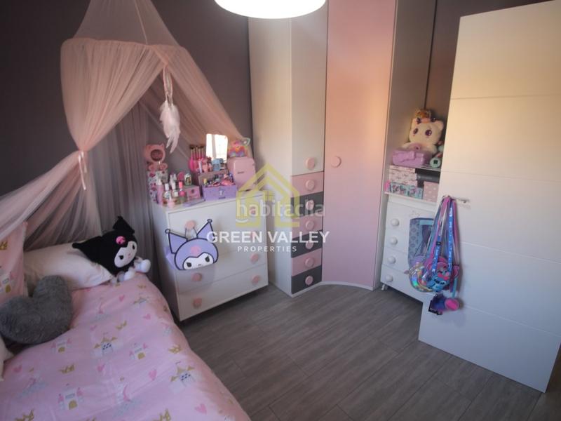 Foto 18c1bf92-3c48-47b9-8ee2-266b83cb427a. Maison jumelée avec parking dans San García Algeciras