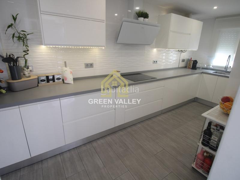 Foto 2a417087-b76f-4b07-a751-4b32f6951da9. Maison jumelée avec parking dans San García Algeciras