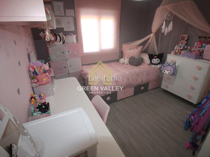 Foto 52d8bd50-94cf-4f07-b5ad-a7d19994e83d. Maison jumelée avec parking dans San García Algeciras