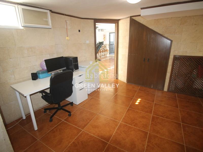 Foto 538faf85-9b5f-4de9-94d9-10f0915fc313. Maison jumelée avec parking dans San García Algeciras