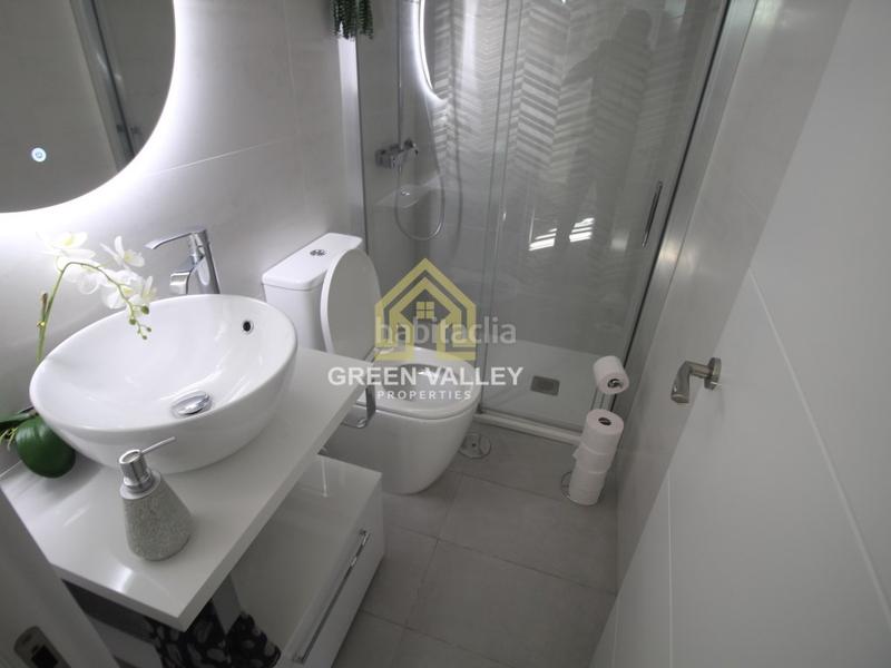 Foto 54618afb-d28a-4b9f-83e0-3efe16e2a41d. Maison jumelée avec parking dans San García Algeciras