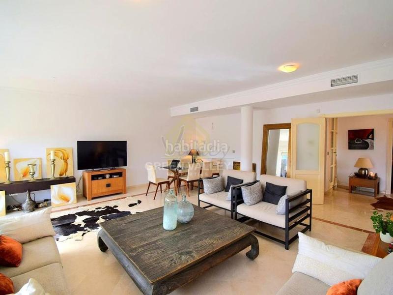 Foto c1841859-dd2b-4586-bfb1-a3bbf92d8c0f. Piccolo appartamento con piscina in Sotogrande alto Sotogrande