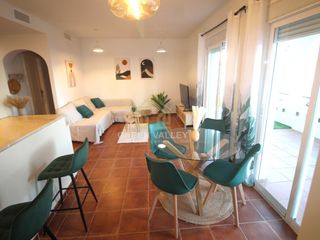 Lloguer Apartament  Urb. mirador de la alcaidesa.  altura 1 letra 46. Apartamento de 3 dormitorios totalmente amueblado con gran terra