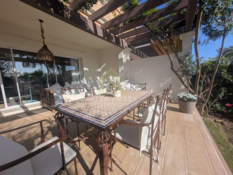 Foto f6bb2bee-2173-4331-a918-e11d8ea506e2. Casa a La Alcaidesa