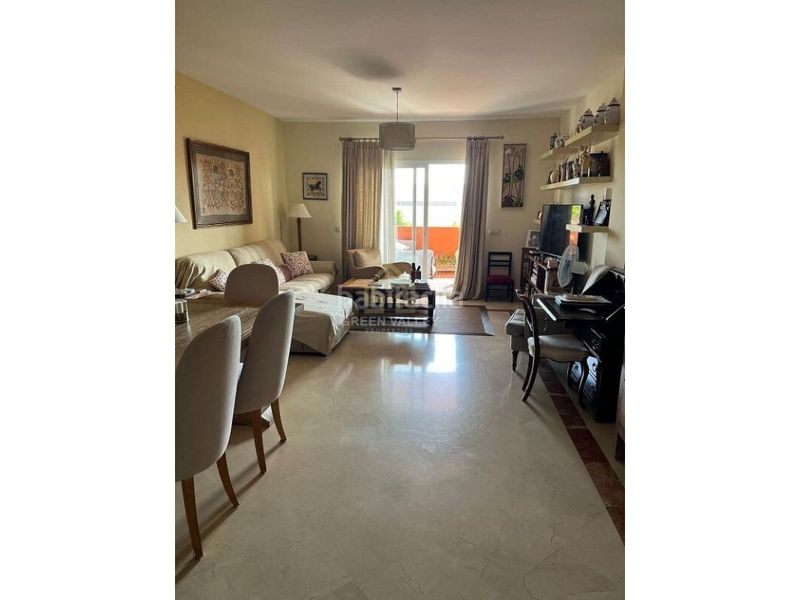 Foto 2ad44725-7a56-434f-b906-91051d1e8ef3. Pis amb aparcament piscina a San Enrique-Guadiaro-Pueblo Nuevo Sotogrande