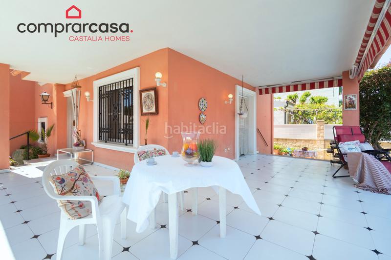 Foto b0dda619-d088-4f10-83f7-c0e6d83c441a. Chalet dans carrer el palmeral 55 dans Heliópolis Benicasim / Benicàssim