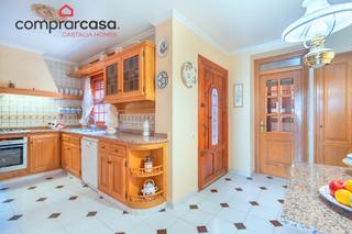 Xalet a Carrer de pérez dolz 12. Impresionante chalet en el centro dela ciudad.