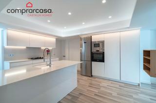 tic en Carrer de les adoberies 5. tico cntrico con terraza