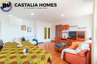 Etagenwohnung in Avenida mediterrania 174. 50 metros del mar