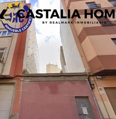 Terreny residencial a Carrer de Sant Mateu 19