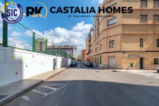 Gebäude in Carrer de galicia 8. Edificio con excelentes posibilidades