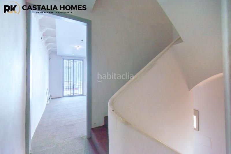 Foto 4cc8d7e3-cfac-425a-b9ed-4c390e78f285. Local comercial a carrer d'alloza 56 a Casco Histórico Castellón de la Plana