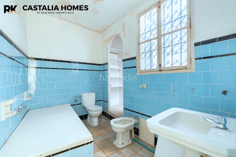 Foto a648c133-36a2-4d92-9520-f42b8af7b9ad. Local comercial a carrer d'alloza 56 a Casco Histórico Castellón de la Plana