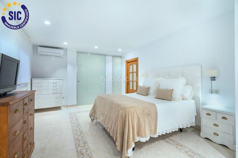 Foto 2b680d82-19a7-489d-9f83-c33c2898d2ff. Edificio en carrer de núñez de arce 32 edificio céntrico en Castellón de la Plana